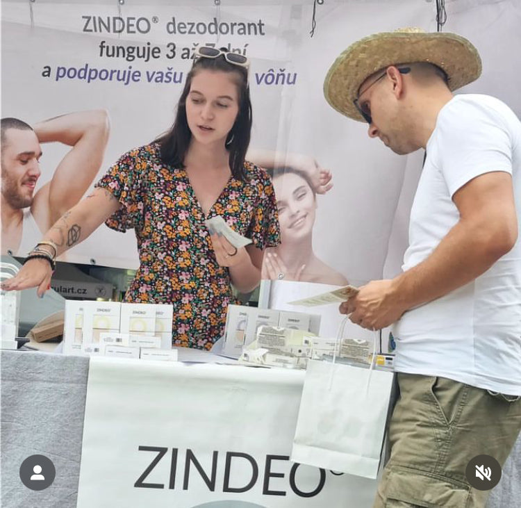 Přírodní deodorant pro ženy: jemná péče o citlivou pokožku